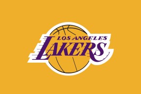 Karsa在日本队比赛中出色防守，险胜引发热议！赛场气氛高涨(karsa现在是哪个战队2025)